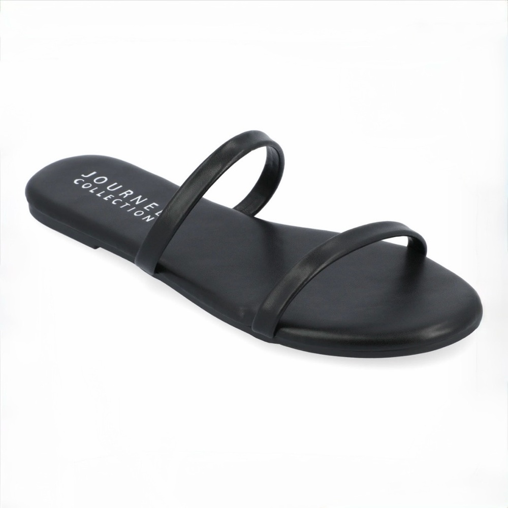 JOURNEE COLLECTION Adyrae Sandals